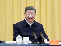 習(xí)近平主持召開部分省區(qū)市“十五五”時期經(jīng)濟社會發(fā)展座談會強調(diào)：適應(yīng)形勢變化 把握戰(zhàn)略重點 科學(xué)謀劃“十五五”時期經(jīng)濟社會發(fā)展。